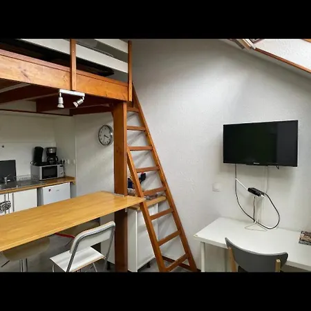 Meuble 3 Piliers Gauche Apartmán Remeš