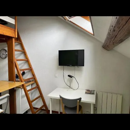 Meuble 3 Piliers Gauche Apartmán Remeš